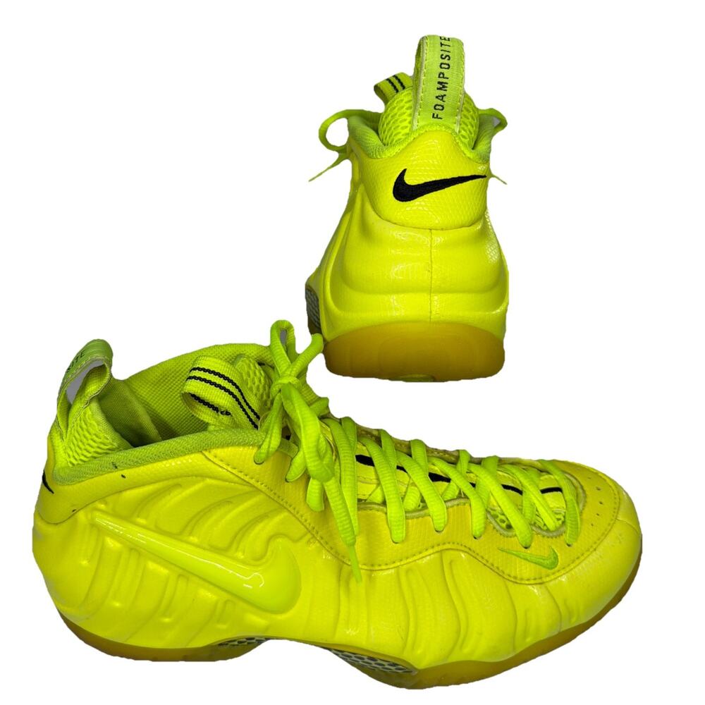Nike Air Foamposite Pro Volt Men's size 12 Sneakers Yellow Shoes Gift